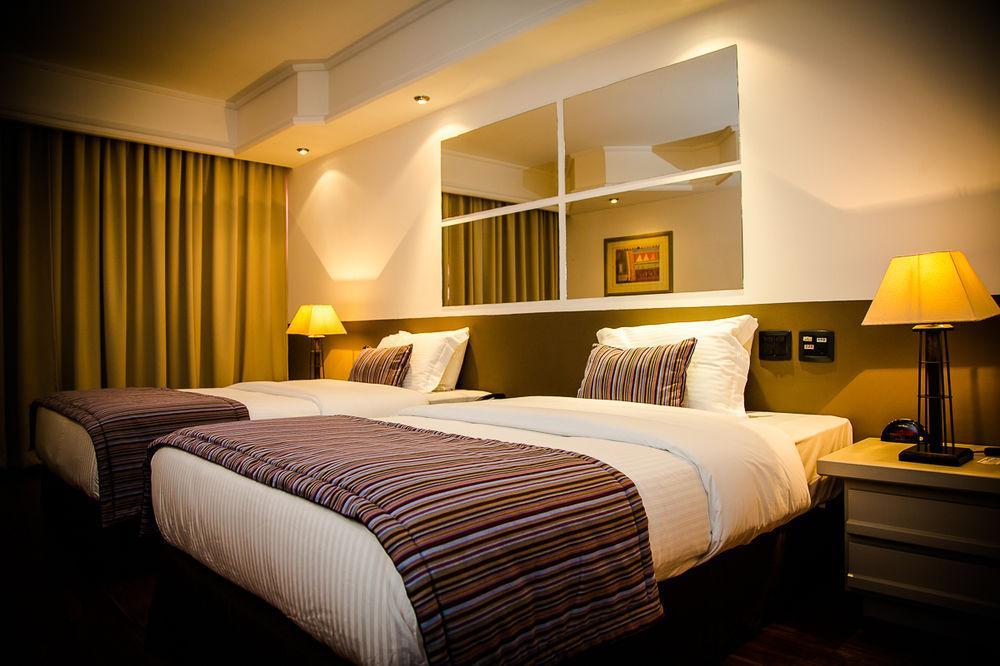 Hotel Golden Park Campinas Cambui By Nacional Inn Buitenkant foto